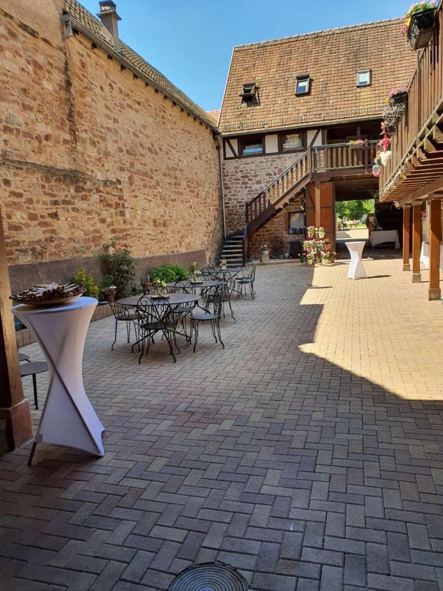 Relais Du Dompeter Bed & Breakfast Molsheim Luaran gambar